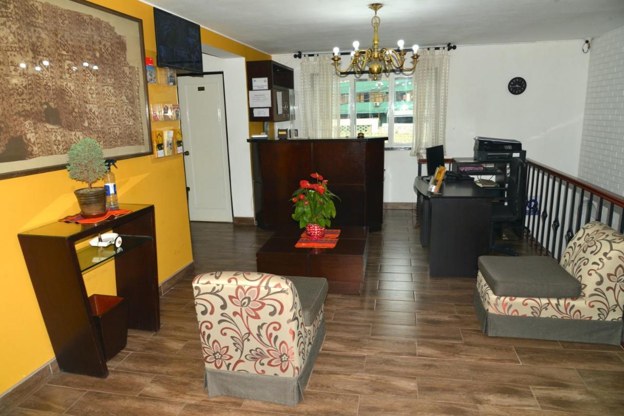Residencial Carlos リマ エクステリア 写真